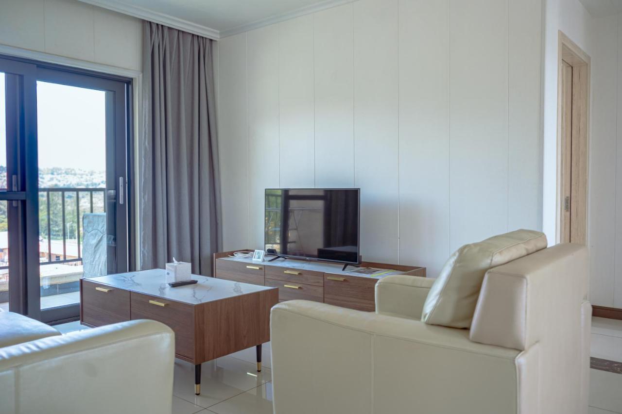 Phoenix Apartment By Link Kigali Exterior foto